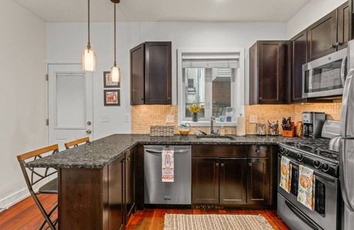 Queen Village House | Bright & Modern Home with Patio