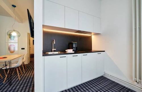 Ostend City Centre Hotel | Bright & Modern Studio w/Kitchen | Near Beach, Parks & Museums