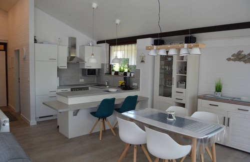 Tossens House | Bright, modern vacation home. Arrive and feel at home!