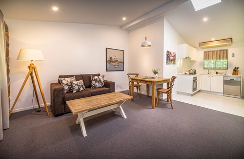 Bright Apartment | Bright Mystic Valley