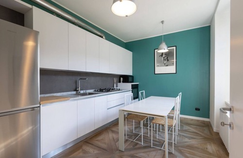 Porta Venezia Apartment | Bright one bedroom Porta Venezia - Mirable PM