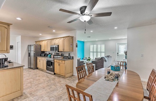 Port Saint Lucie House | Bright Port St Lucie Home w/Private Pool!