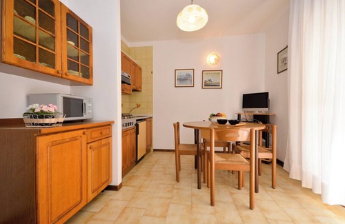 Bibione Pineda Apartment | Bright Retreat in a Quiet Area