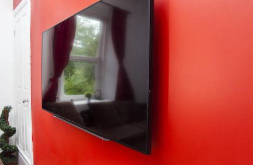 Marchmont Apartment | Bright Retreat Near The Meadows Park