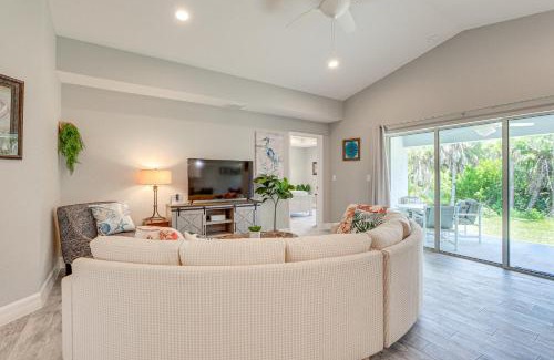 Rotonda Heights House | Bright Rotonda West Home with Patio, 7 Mi to Beach!