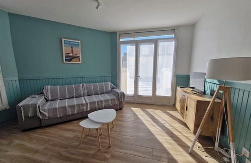Penmarch Apartment | Bright seaside apartment!
