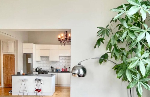 Golborne Apartment | Bright & Serene 2BD Flat - Ladbroke Grove