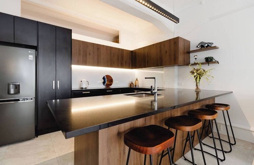 Te Aro Apartment | Bright & Spacious 1BR Apt | Central City Stay