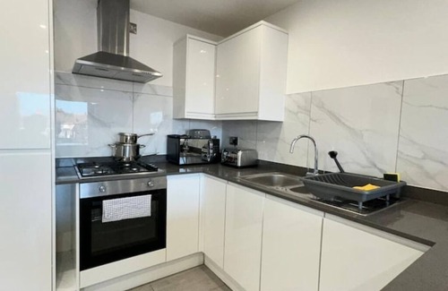 Oxford Apartment | Bright & Spacious Apartment