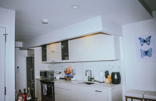 Clinton Hill Apartment | BRIGHT SPACIOUS STUDIO APARTMENT