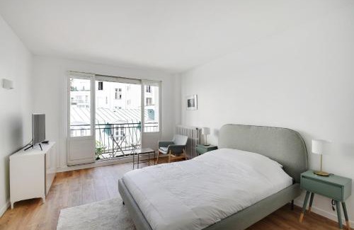 Chaillot Apartment | Bright Studio for 2 - Champs-Elysées