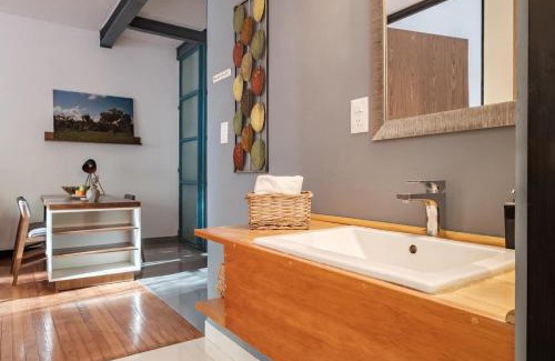 Reforma Apartment | Bright & Stylish Apt With Balcony Reforma Avenue
