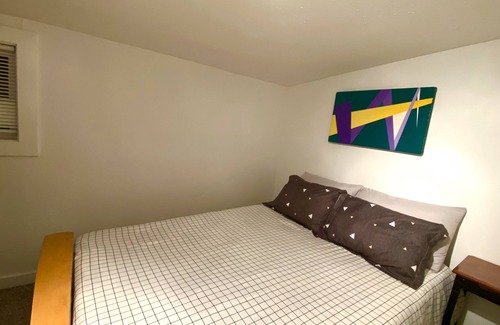 Powellhurst-Gilbert House | Bright stylish Portland home, kids friendly, free bikes, convenient location