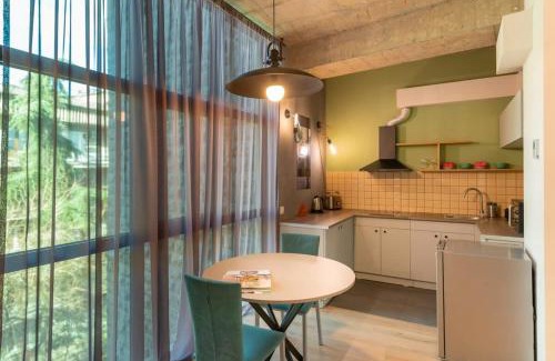 Vera Apartment | Bright & Stylish Studio In The Heart Of Tbilisi
