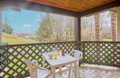 Barbotan-les-Thermes Apartment | Bright T1 apartment with Wifi and parking in Barbotan