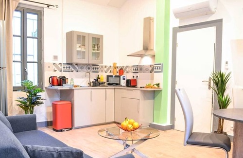 Beaux Arts-Boutonnet Apartment | Bright T2 in the historic center with Clim/AC ★★★★★