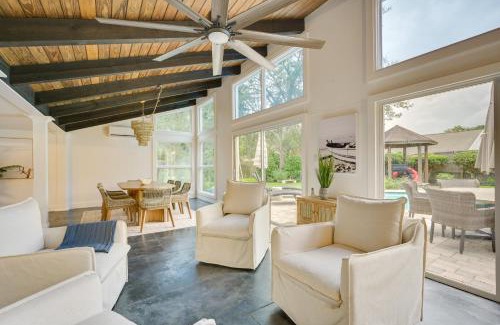 Lake Magdalene House | Bright Tampa Oasis with Outdoor Pool and Gazebo!