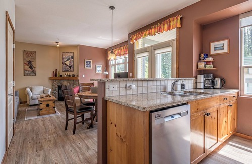 Silver Star Mountain House | Bright, upgraded townhouse in Creekside - Steps to Skiway - Private Hot Tub!