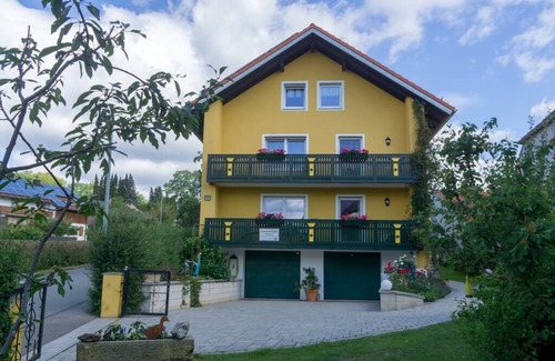 Waldmuenchen Apartment | Bright vacation apartment (110sqm) with kitchen