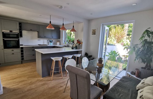 Falmouth House | Bright, welcoming Falmouth 2 bed home with garden and parking