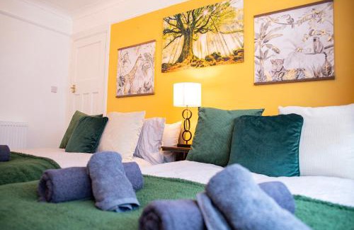 Hove House | Brighton & Hove 4 bedrooms house with garage