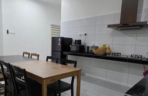 Ijok House | BRIK 'N BATA