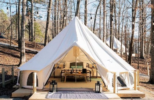 Brimfield RV Rental | Brimfield Massachusetts Meadows Glamping at show 7