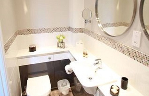 Bath Bed & Breakfast | Brindleys Boutique Bed & Breakfast