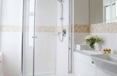 Bath Bed & Breakfast | Brindleys Boutique Bed & Breakfast