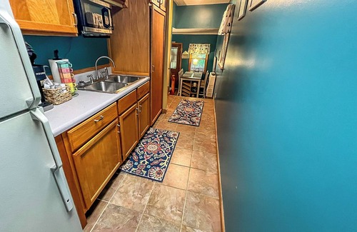 Todd Cabin | Bring the Pup to Bear Necessities! Pet-Friendly, Perfect for Sept Adventures