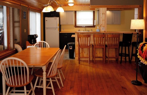 Dundee Cabin | Bring the whole family to this great place with lots of room for fun.