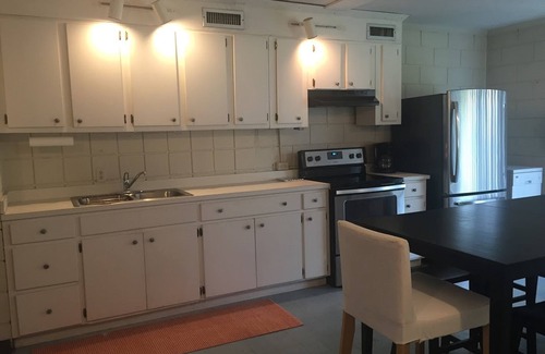 Isle of Palms House | Bring your best friend to the beach - 2 Bedroom, 1 Bath pet friendly bungalow!