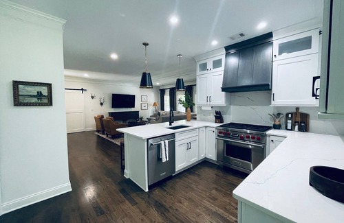 Buckhead House | Bring your family and friends to beautiful Fawn Cove!