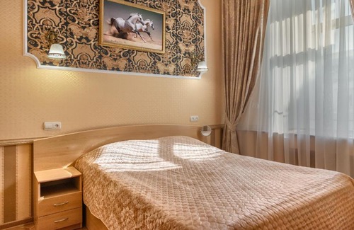 Taganrog Hotel | Bristol-Central Hotel