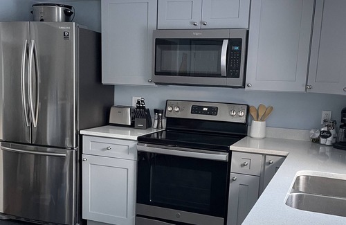 Bristol House | Bristol Getaway in Quiet Family Neighborhood