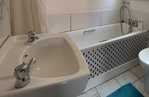 Cribbs Causeway Other | Bristol, Southmead Comfortable and Relaxing House