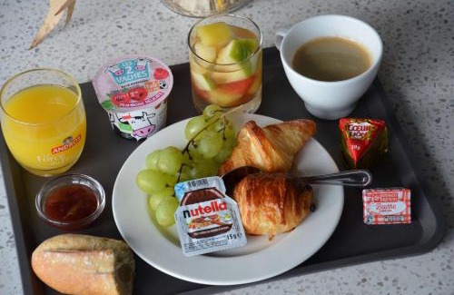 Herouville-Saint-Clair Hotel | BRIT HOTEL Caen Hérouville