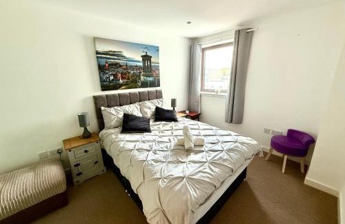 Newhaven Apartment | Britannia Ocean Park Apartments - Fast Wifi and Free Parking