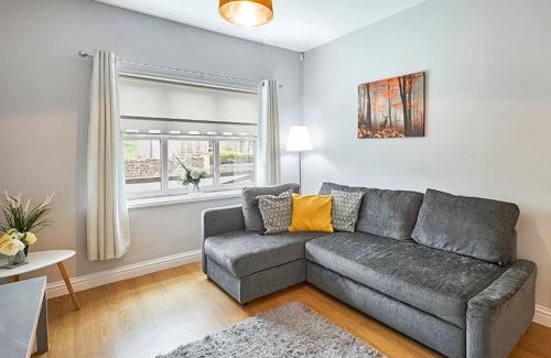 Eastgate House | Britton Hall Bungalow
