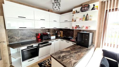 Primorski Apartment | Brizy