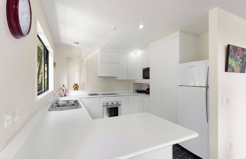 Opua House | Broadview Retreat - Opua Holiday Home