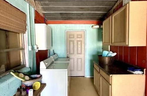 Fulton House | Broadway Beach House!