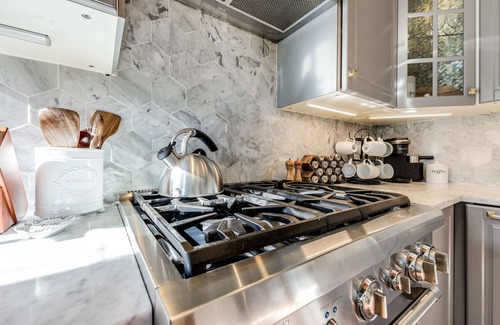 Old Town West House | Brockett House - An Old Town Row Home!