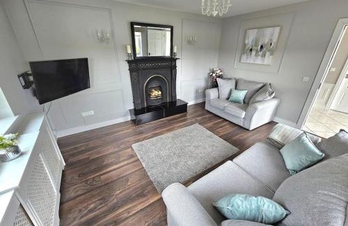 Dungloe House | Brontès House