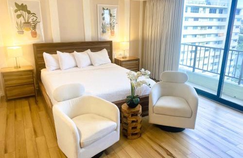Waikiki Apartment | Brooks Beach Vacations Wyndham 4 Star Resort 1805 Waikiki