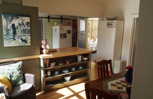 Dunedin Cottage | Brookside cottage is a charming, cosy, cottage