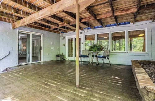 Greenville - Spartanburg Apartment | Brookside House 5 mins to downtown Greenville