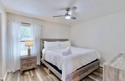 Brooksville House | Brooksville Retreat! 3 Bed, 2 Bath!