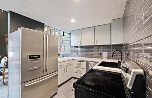 Coeur d'Alene Apartment | Broomsticks, Harry Potter themed BNB
