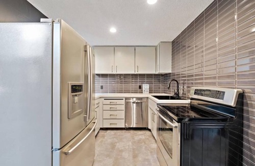 Coeur d'Alene Apartment | Broomsticks, Harry Potter themed BNB